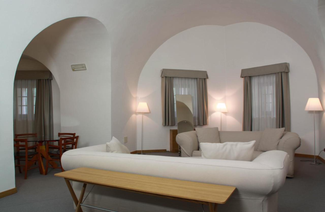 Hotel Cavour Et Des Officiers Bard Extérieur photo