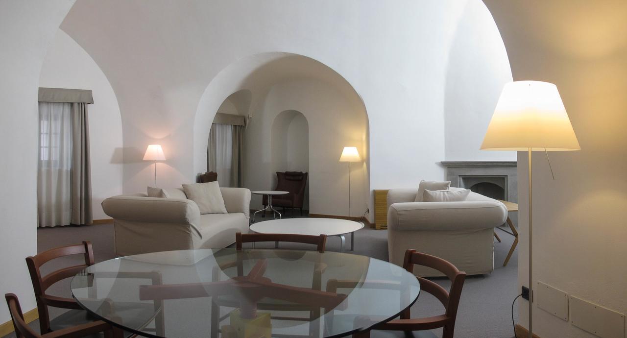 Hotel Cavour Et Des Officiers Bard Extérieur photo