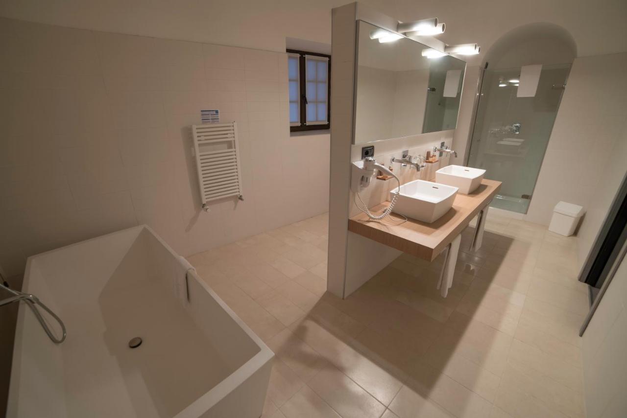 Hotel Cavour Et Des Officiers Bard Extérieur photo
